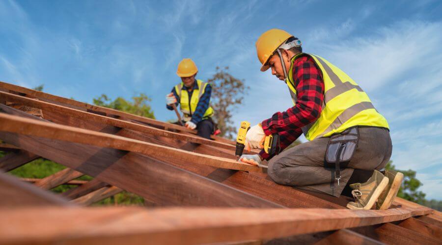 Expert Emergency Roof Repairs services in Artesia, MS